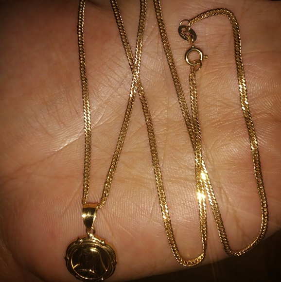 18k Saudi Gold Necklace - Picture 3 of 5